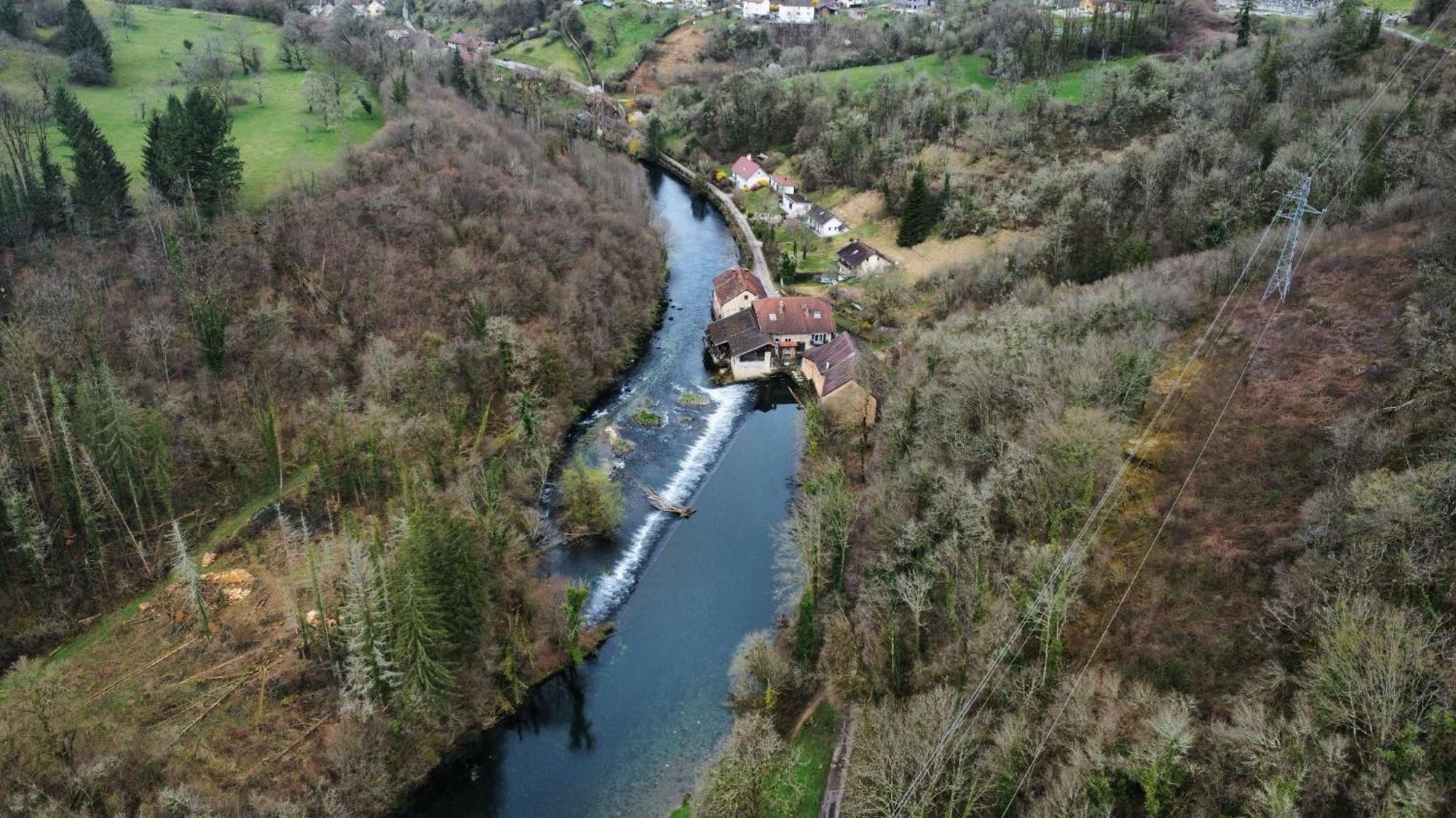 Gite Du Moulin Montgesoye Exterior foto